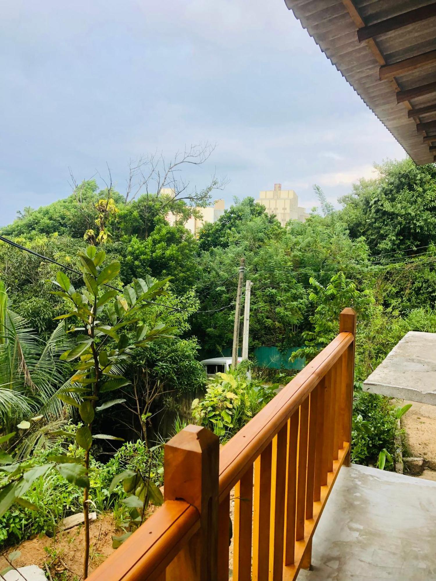 Jungle Beach Inn Унаватуна Екстериор снимка