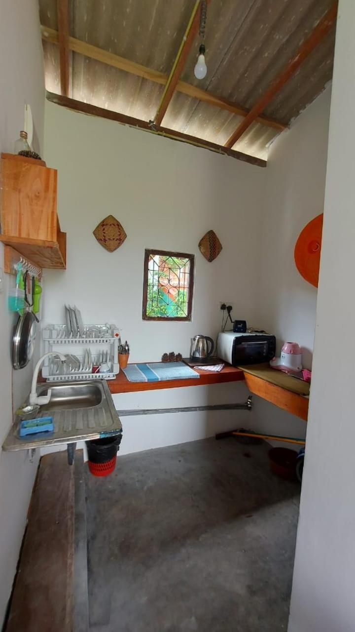 Jungle Beach Inn Унаватуна Екстериор снимка